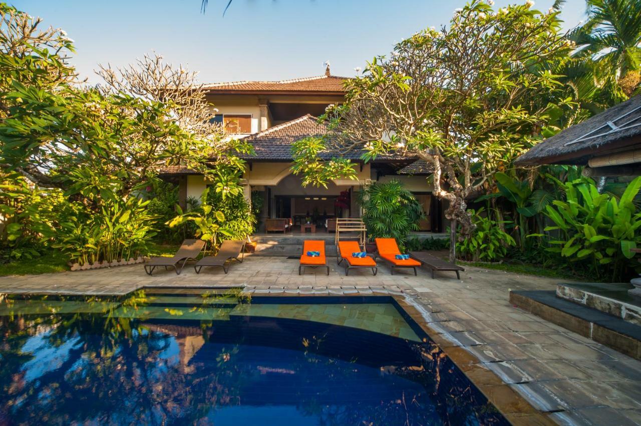 Villa Este Seminyak  Exterior photo